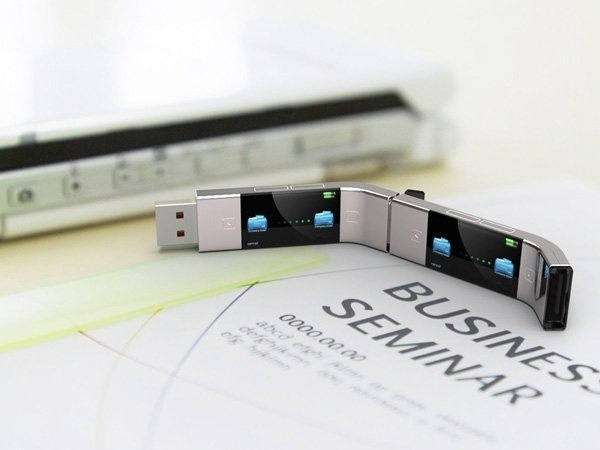 The U Transfer USB stick will function without the need of a computer. You will be able to transfer files from anywhere. #design #product #p