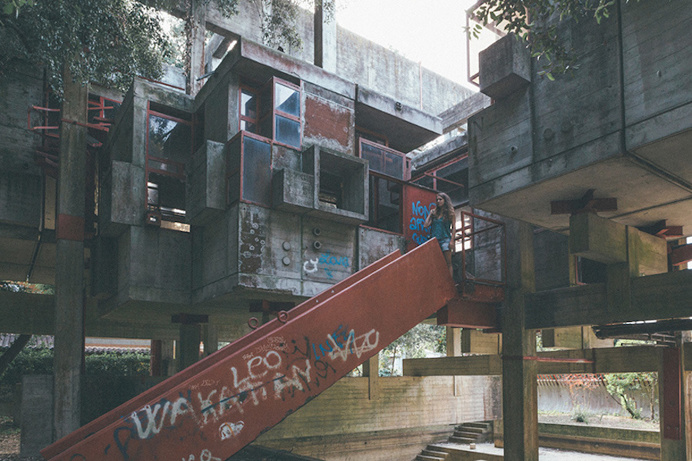 Exploring the Ruins of Rome's Casa Sperimentale