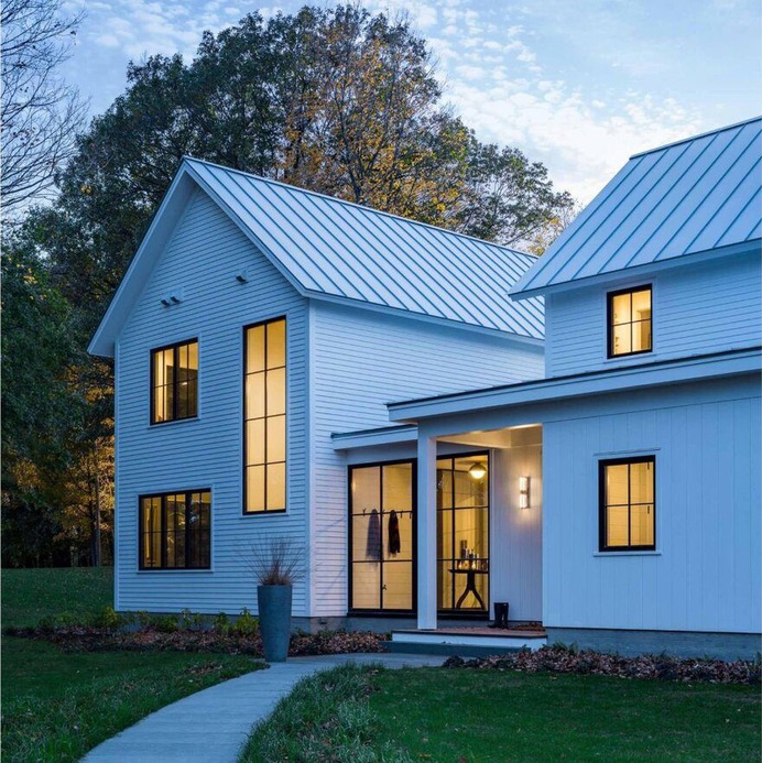 Vermont Modern Farmhouse / Joan Heaton Architects
