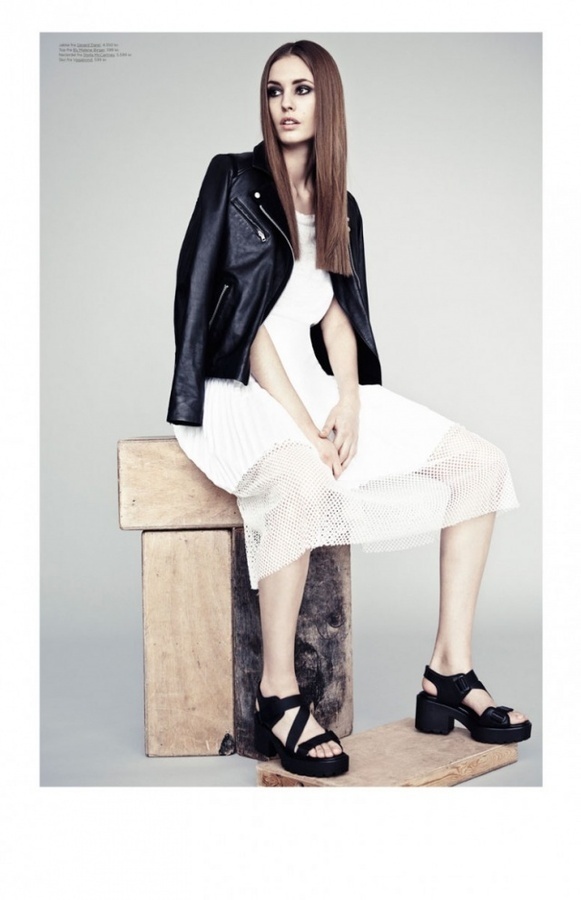 Nadja Bender by Honer Akrawi #fashion #photography