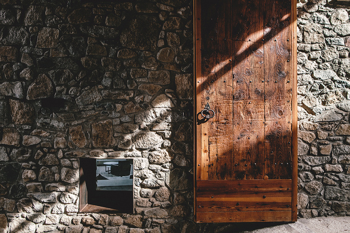 Refurbishment in la Cerdanya Dom Arquitectura - www.homeworlddesign. com (7) #architecture #spain #renovation