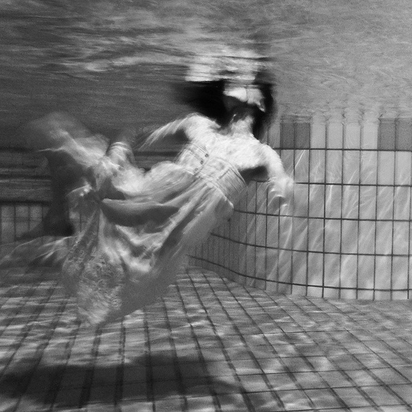 Ophelia #woman #wet #underwater #ophelia #photography #dreamy #dress #raven