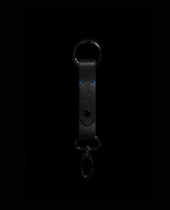 BNB KEYCHAIN xe2x80x93 BLACK | Doloop Leather #keychain #doloop #goods #keyring #handmade #leather #doloopleather