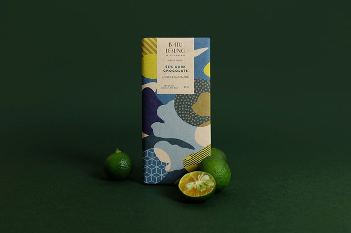 Batu Lesung Chocolate Bar - Mindsparkle Mag Darling Visual Communications designed the packaging for Batu Lesung Chocolate Bar. Artisanal, bean to bar, single origin chocolate crafted with love. #logo #packaging #identity #branding #design #color #photography #graphic #design #gallery #blog #project #mindsparkle #mag #beautiful #portfolio #designer