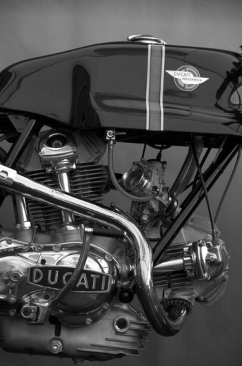 gummi #retro #motorcycle