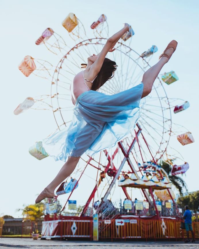 Portraits of Dancers on the Streets of Rio de Janeiro by Alessandro Marihno