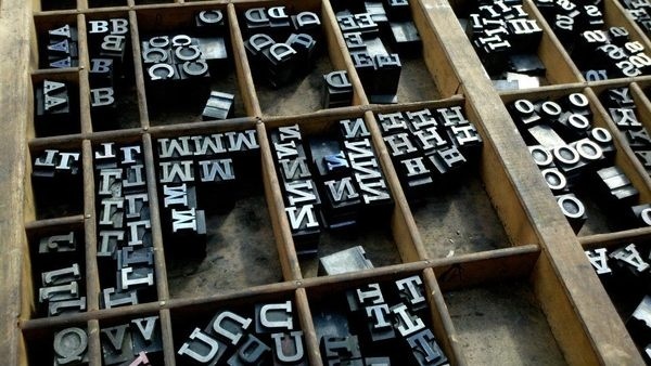 195966_834924228345_1296552246_n #metal #lubalin #type #typography