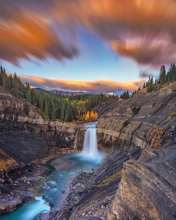Mark Jinks Captures Stunning Nature Landscapes of Canada