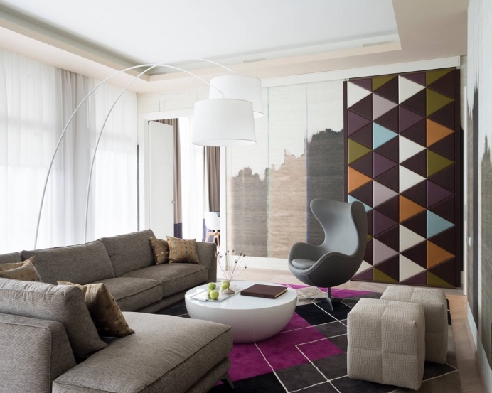 Living room, dinning room