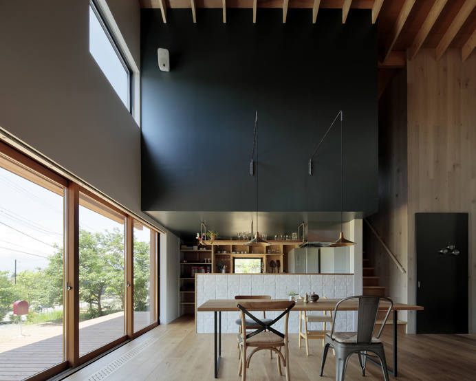 Tab House by Takanori Ineyama Architects