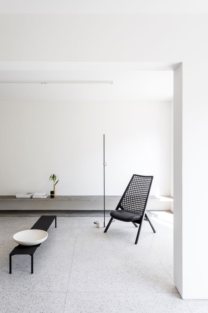 Apartment LT by Felipe Hess