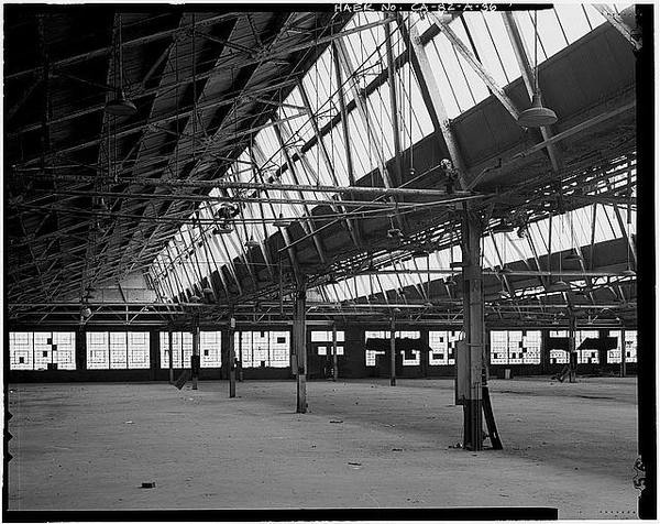Ford Long Beach Assembly Plant ASSEMBLY LINE AREA FROM NEAR INTERIOR LOADING DOCK. VIEW TO WEST #architecture #structure #sawtooth roofs #fa