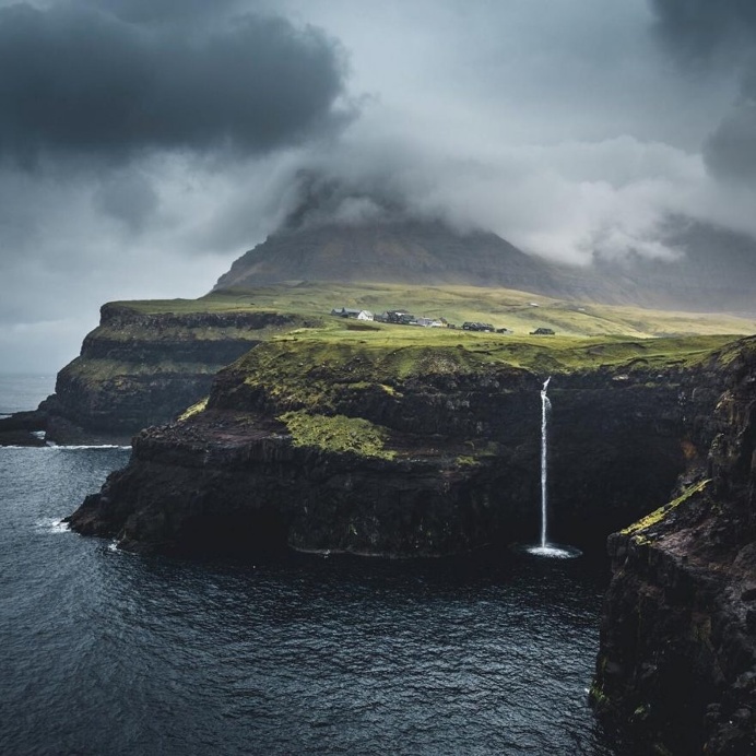 Stunning Travel Landscape Photography by Philipp Frerich
