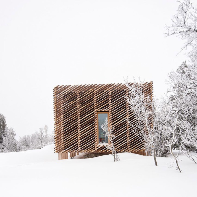 Skigard Hytte by Mork-Ulnes Architects