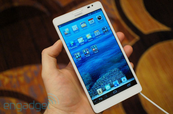 Huawei Ascend Mate handson at CES 2013 #huawei