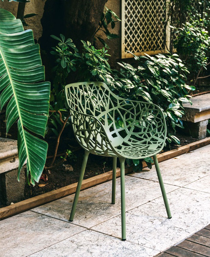 Deep Green Color Trend - InteriorZine