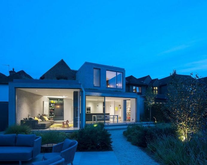 Oatlands Close House / SOUP Architects 10