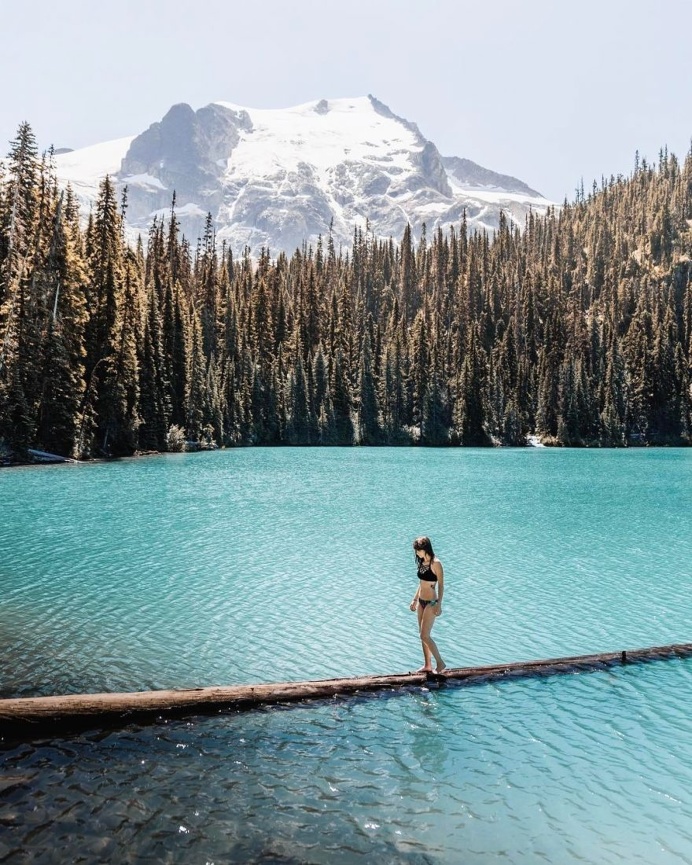 Beautiful Travel and Adventure Landscapes by Ryan Resatka
