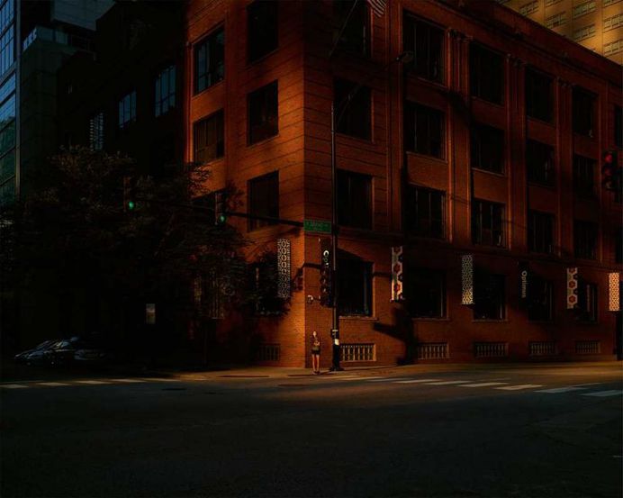 Narrative and Cinematic Street Photography by Oli Kellett