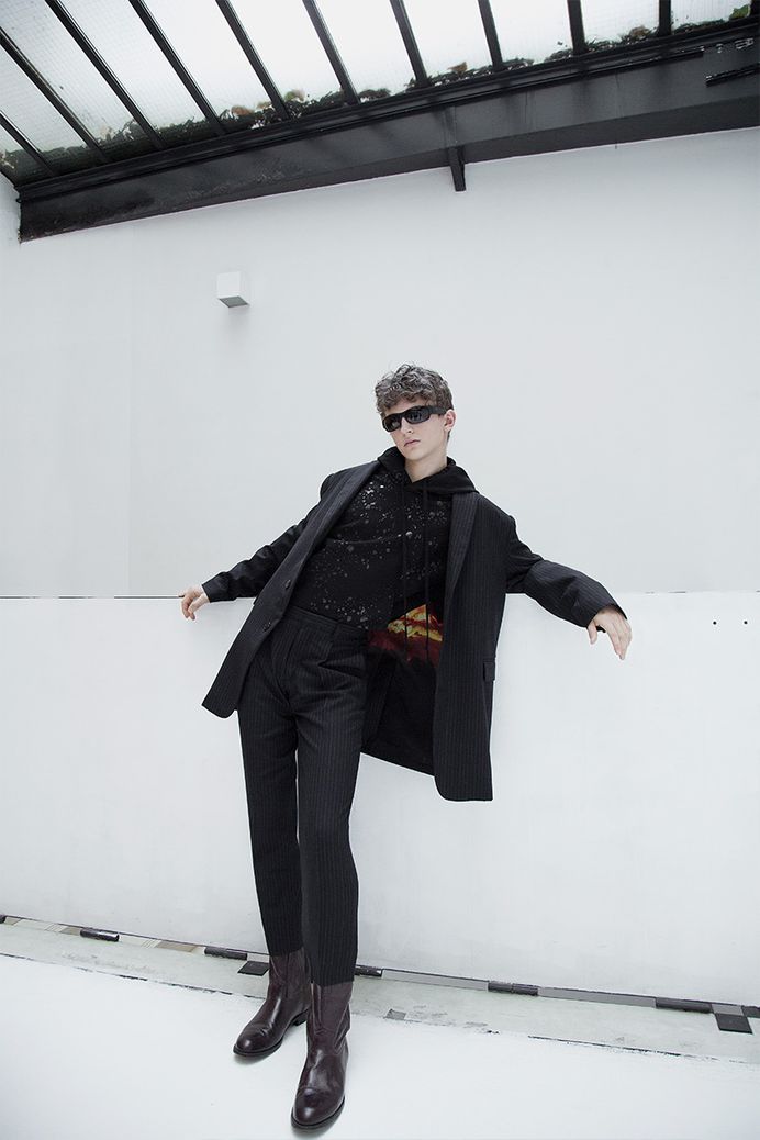 CORNERSTONE by SUN YUN Fall/Winter 2018 - Fucking Young!