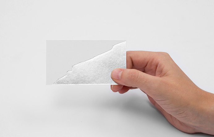 Silver foil business card for Alberto Senties Catering designed by Anagrama #bb