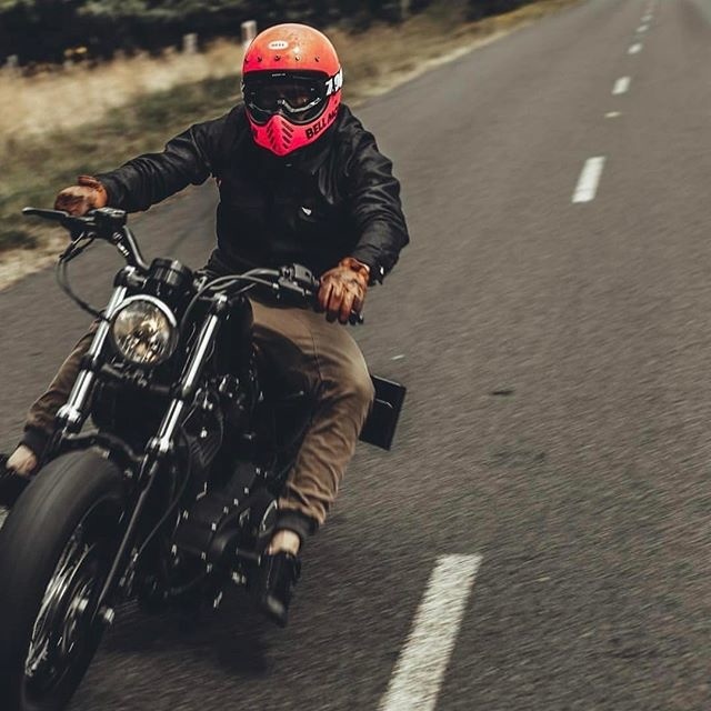 @oli.coulthard sending it⚡️#BobberShit Bobber Chopper Harley Davidson Motorcycle Lifestyle Custom Culture