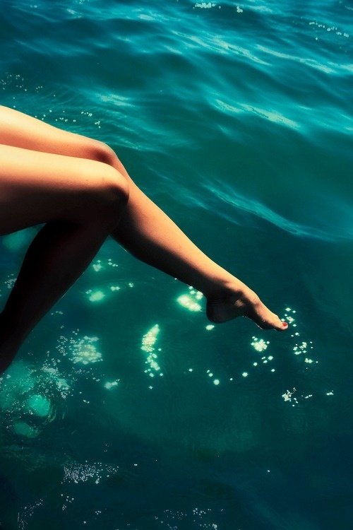 brown dress with white dots #photography #water #swimmingpool