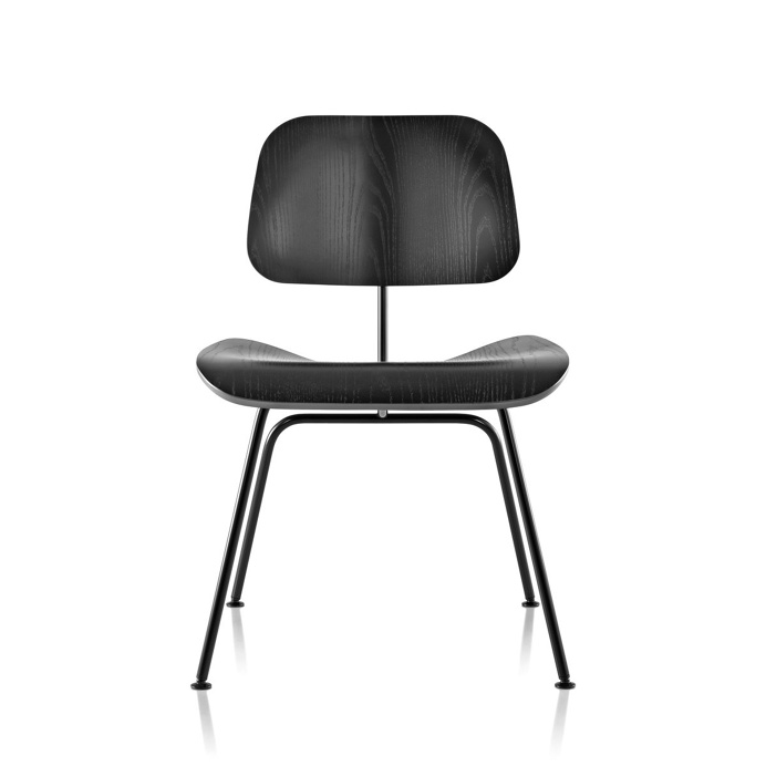 Eames Molded Plywood Dining Chair Metal Base by Charles & Ray Eames for Herman Miller. #sidechair #diningchair #eames #charlesandrayeames