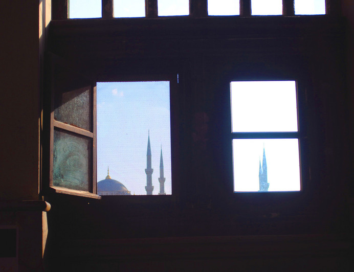 Istanbul light in aya sofia | Flickr - David Walby #turkey #minaret #aya #walby #istanbul #photography #sofia #window #mosque #david #light #wall-b