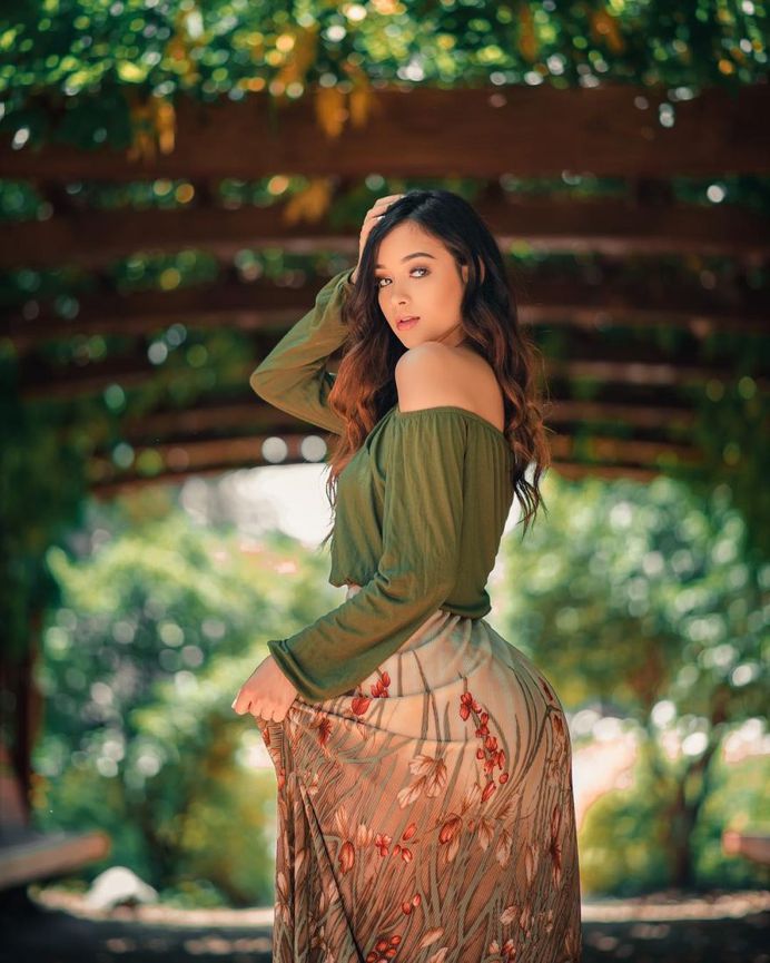 Marvelous Female Lifestyle Portrait Photography by Tom Dewh