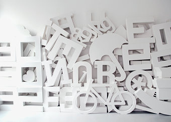 'Designerspielplatz*' ein Foto von 'Flügelfrei' #white #umbrella #design #letter #bike #papercraft #typography