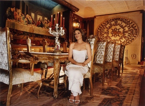 Ricas y Famosas by Daniela Rossel #photography #portrait