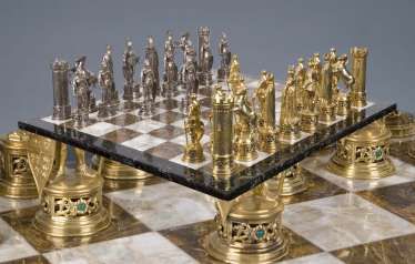 Large Magnificent Historicism-The Chess Game