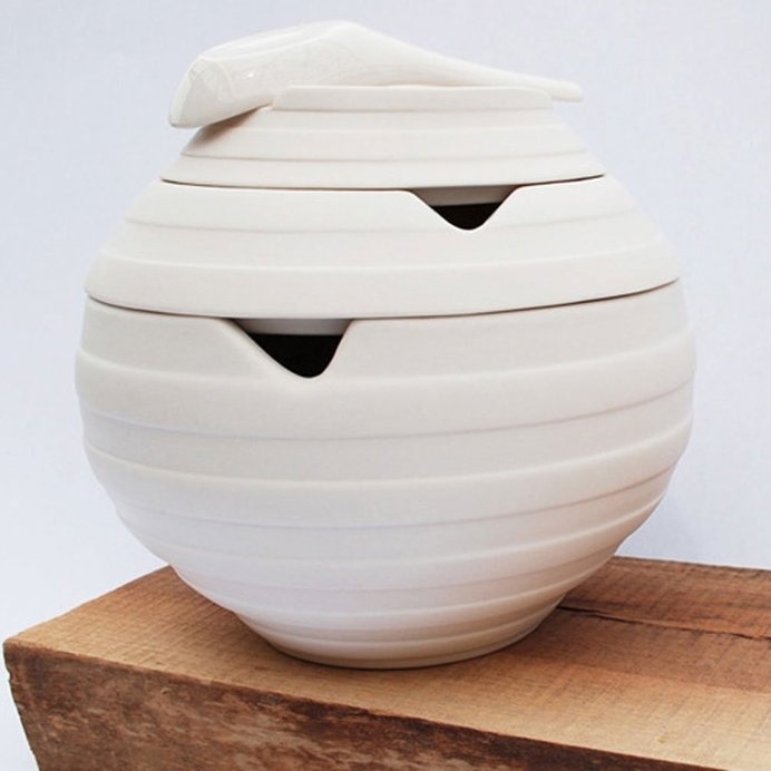 Stack and serve a three course meal with Lantern Tableware. #product #tablewate #design #industrial