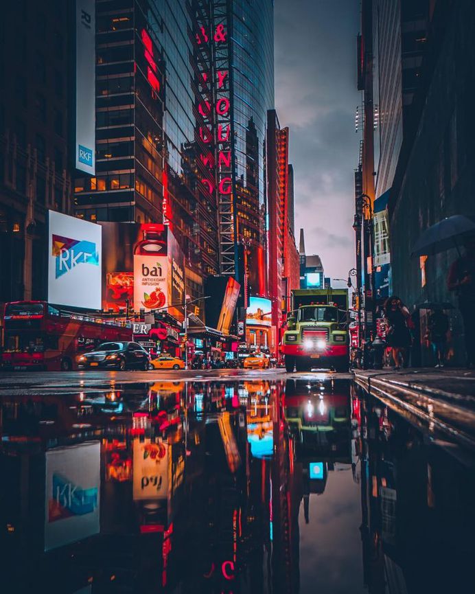 Stunning Moody Street Photos of New York City by Mazz Elias