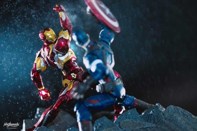 Stunning Mashup Photos of Superhero Action Figures by Japanese Photographer Hotkenobi