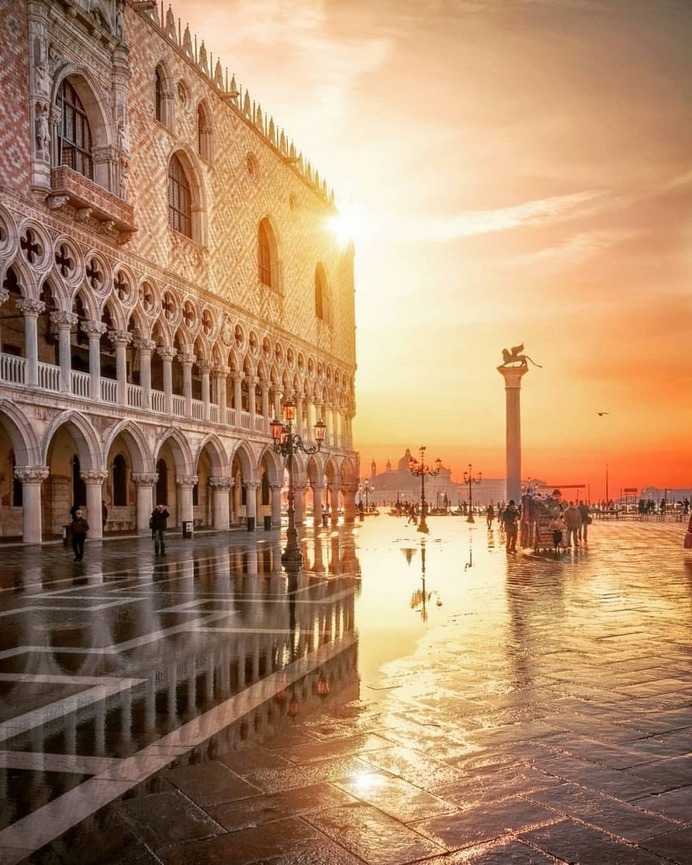 Beautiful Cityscapes and Street Photography by Krenn Imre