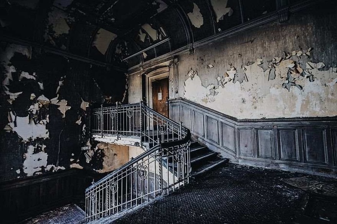 Simon Yeung Captures Britain's Stunning Abandoned Buildings