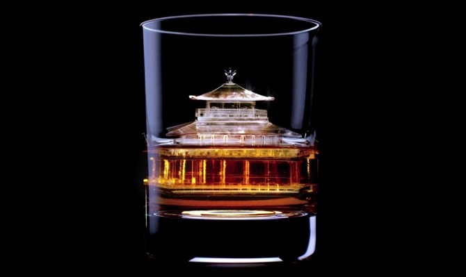 3d on the rocks by Suntory & TBWA/HAKUODO #japan #print #tbwahakuodo #glass #icecube #suntory #art #3d