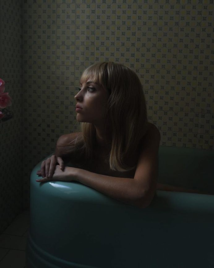 Charming and Artistic Fashion Photography by Nicholas Fols