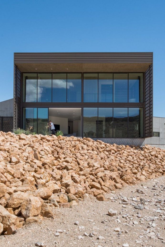 Rubber Ducky Trail House by Hoogland Architecture 1