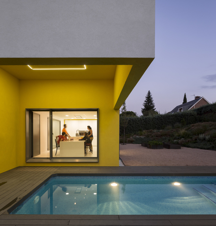 Marbel House / MYCC Oficina de Arquitectura