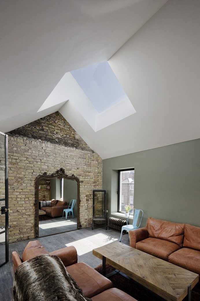 Transformation of a Georgian Three-Storey Terraced House Near Dublin's Docklands 2