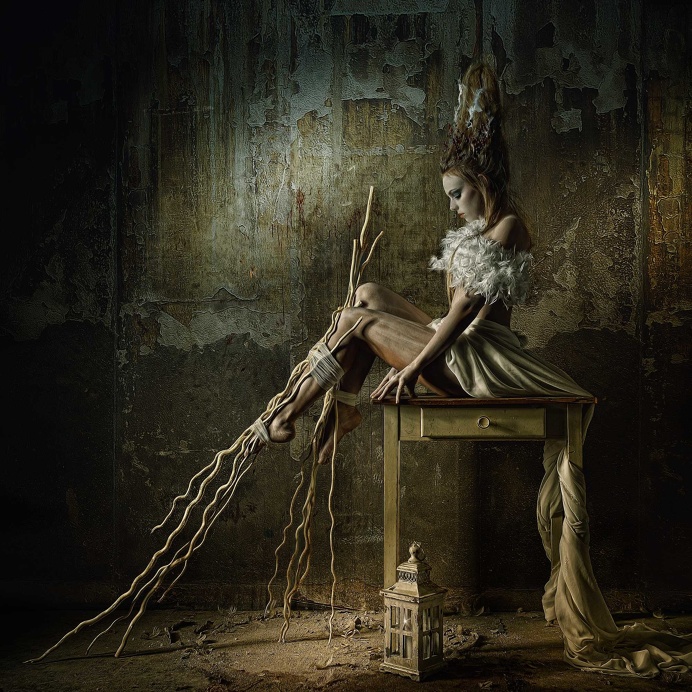 Futuristic Nightmare Creations Come To Life In Fantasy Portraits by Stefan Gesell