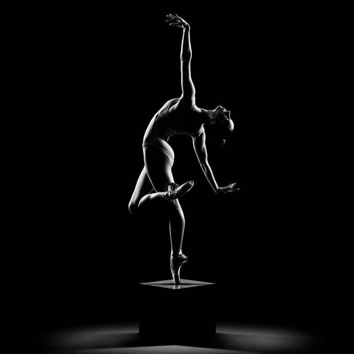 The Beauty of Ballet: Dance Photography by Richard Calmes