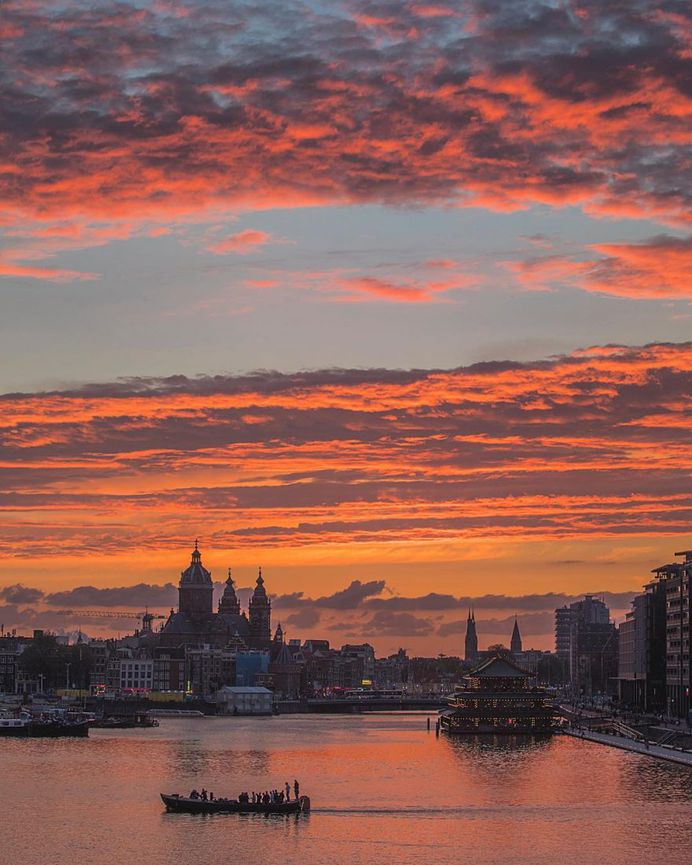 Spectacular Cityscape Photography by Tristan Lavender