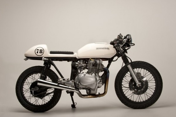 Honda CB400 #machine #racer #cafe #vintage #honda #motorcycle