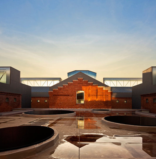 Comments {0} #architecture #modern