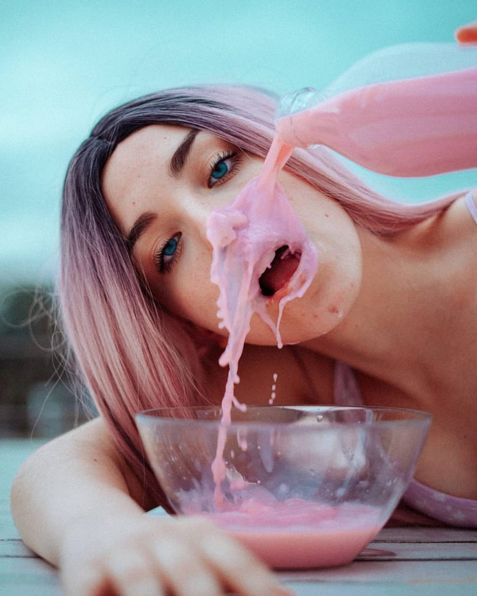 Gorgeous Lifestyle and Conceptual Portrait Photography by Ale Perianyiez