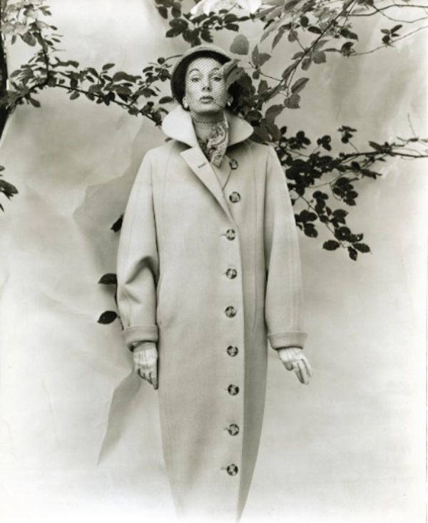 Norman Parkinson - Barbara Goalen, London Collections - Photos - Photohab - Photographer's Portfolios #fashion #photography #inspiration